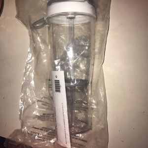 New Pampered Chef Infusion Water Bottle